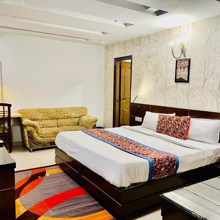 Hotel Queens Tower Amritsar Eksteriør bilde