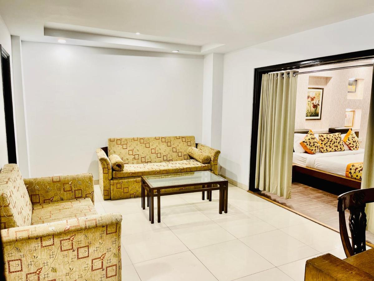 Hotel Queens Tower Amritsar Eksteriør bilde