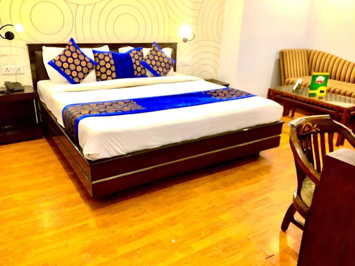 Hotel Queens Tower Amritsar Eksteriør bilde