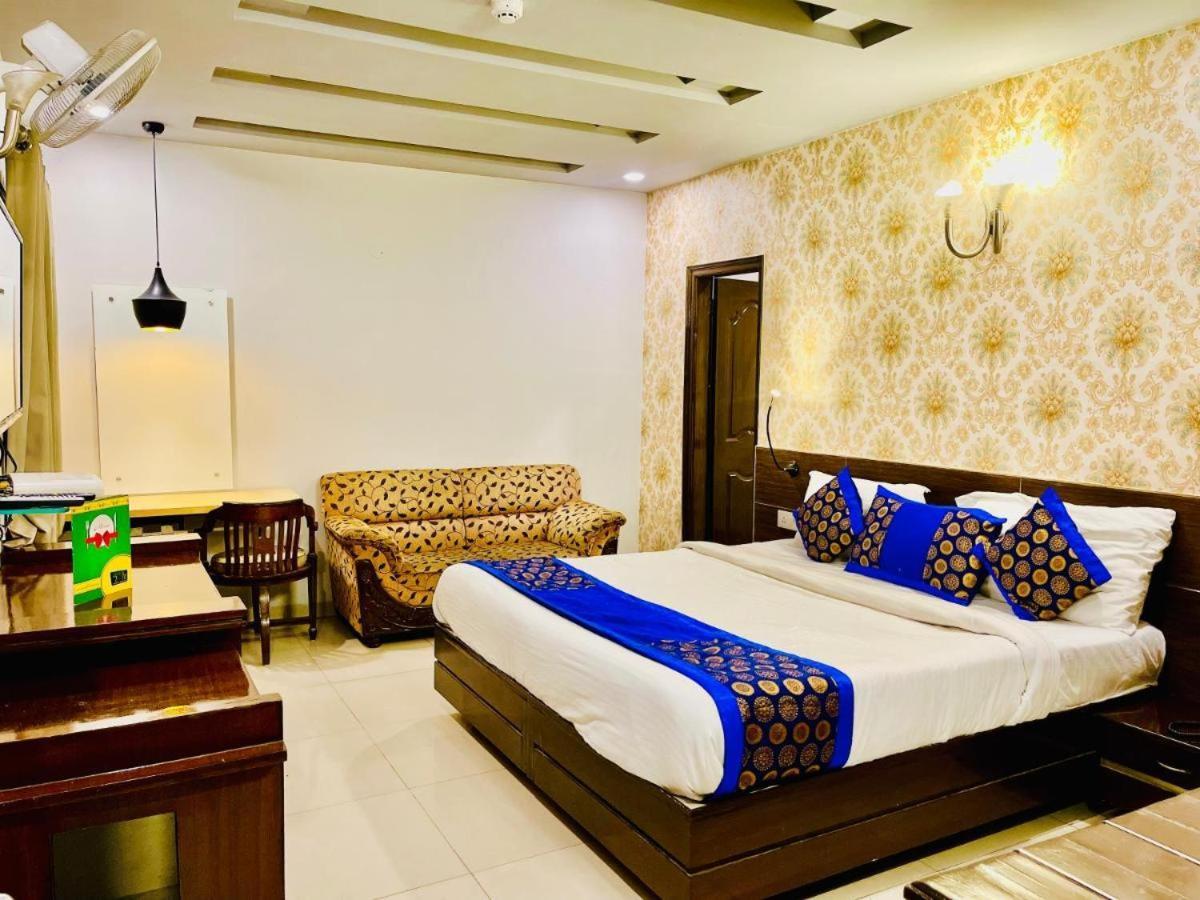 Hotel Queens Tower Amritsar Eksteriør bilde