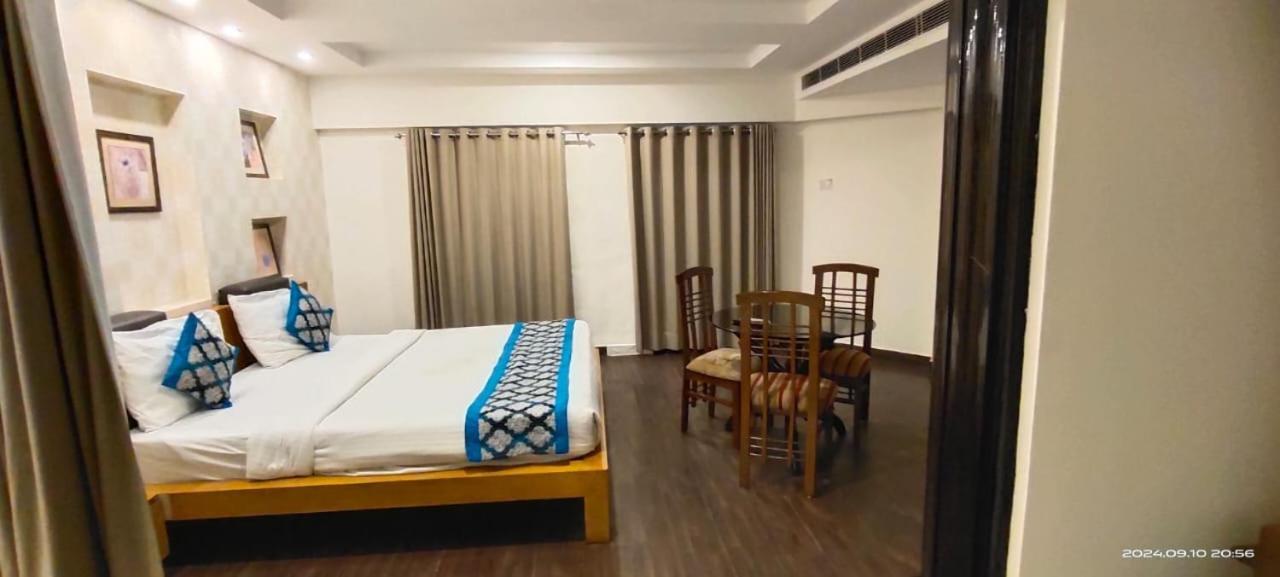 Hotel Queens Tower Amritsar Eksteriør bilde