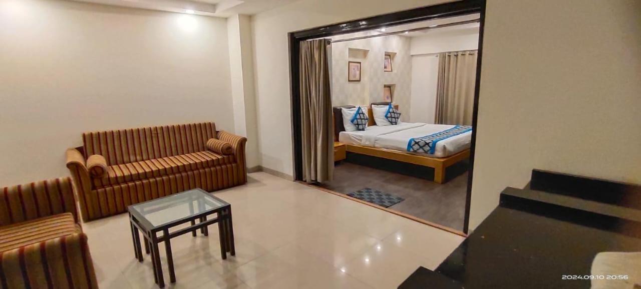 Hotel Queens Tower Amritsar Eksteriør bilde